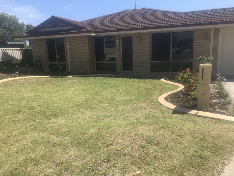 5 Brolga Pl, Gosnells WA 6110