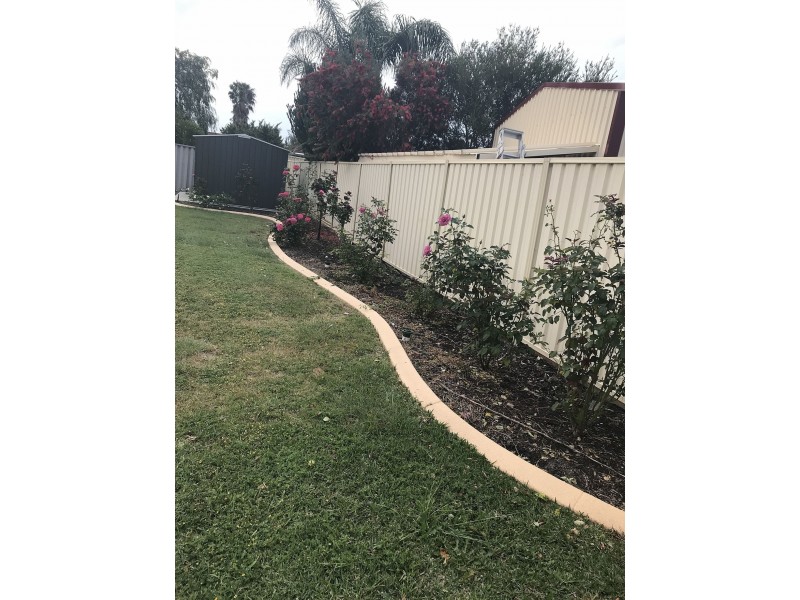 5 Brolga Pl, Gosnells WA 6110