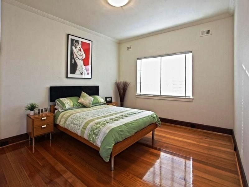 12/203 Brighton Rd, Elwood VIC 3184