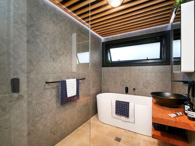 10 Mowarra Cl, Koolewong NSW 2256