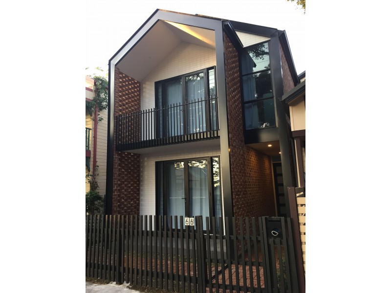 66 Parry St, Cooks Hill NSW 2300