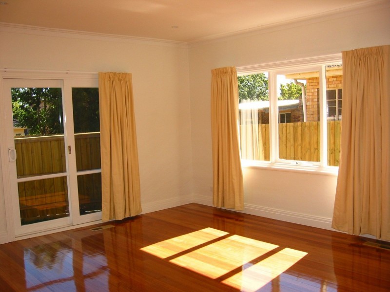 38 Walnut St, Ormond VIC 3204
