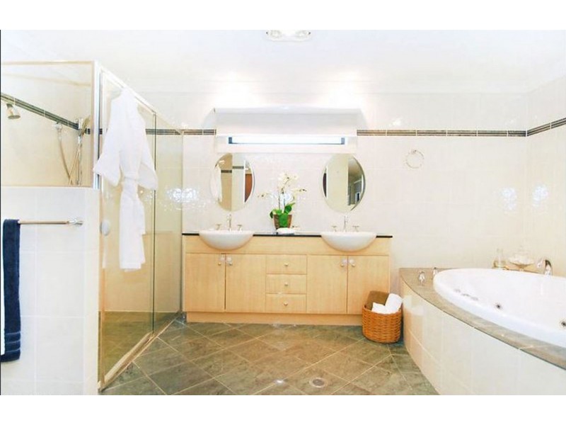 27 Jacka Cres, Campbell ACT 2612