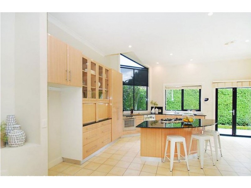 27 Jacka Cres, Campbell ACT 2612