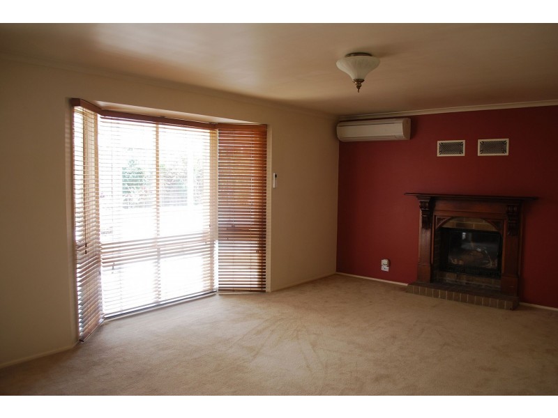 52 Main Rd, Riddells Creek VIC 3431