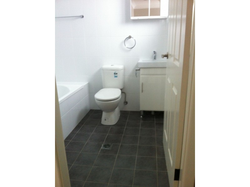 1/221 Fowler St, Guildford West NSW 2161