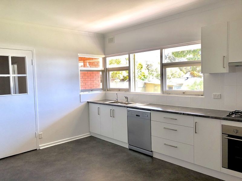 24 Maryvale Rd, Athelstone SA 5076