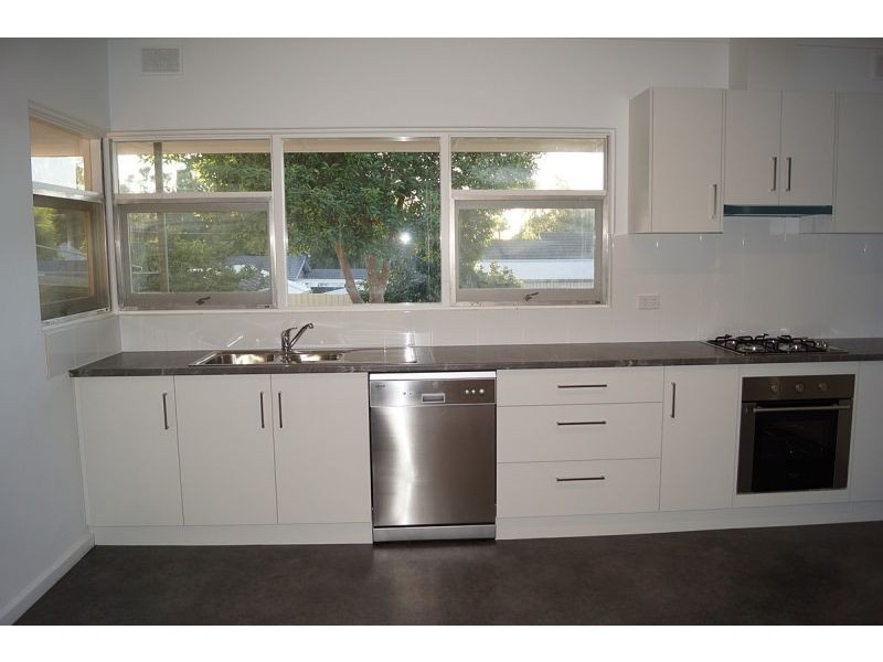 24 Maryvale Rd, Athelstone SA 5076