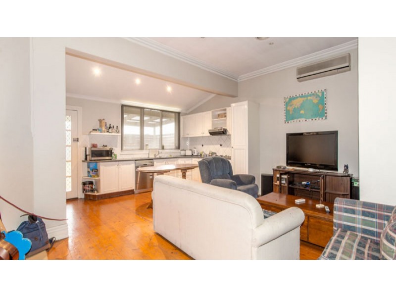 87 Reynolds Pde, Pascoe Vale South VIC 3044