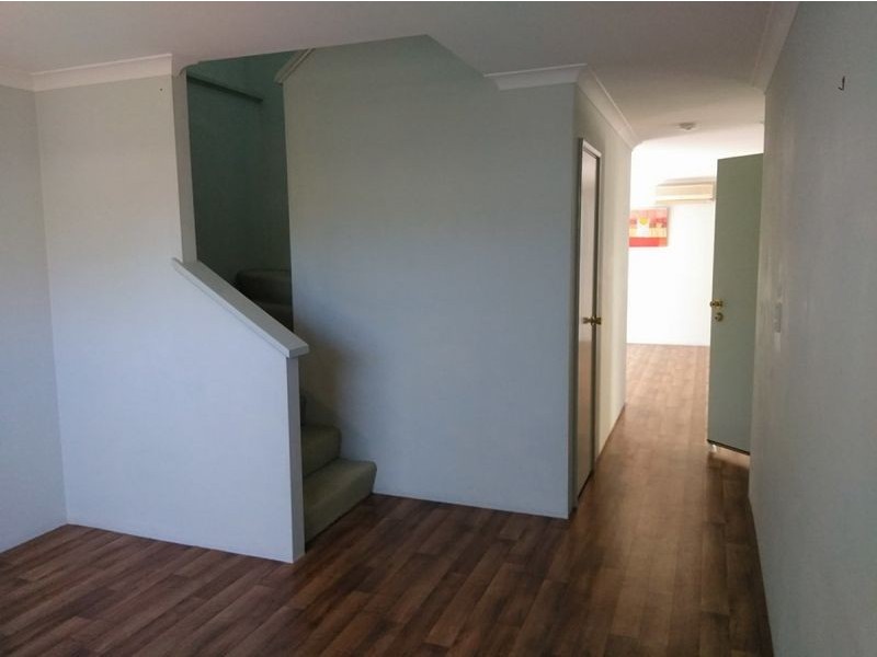 4/7 Toms Ct, Bayswater WA 6053