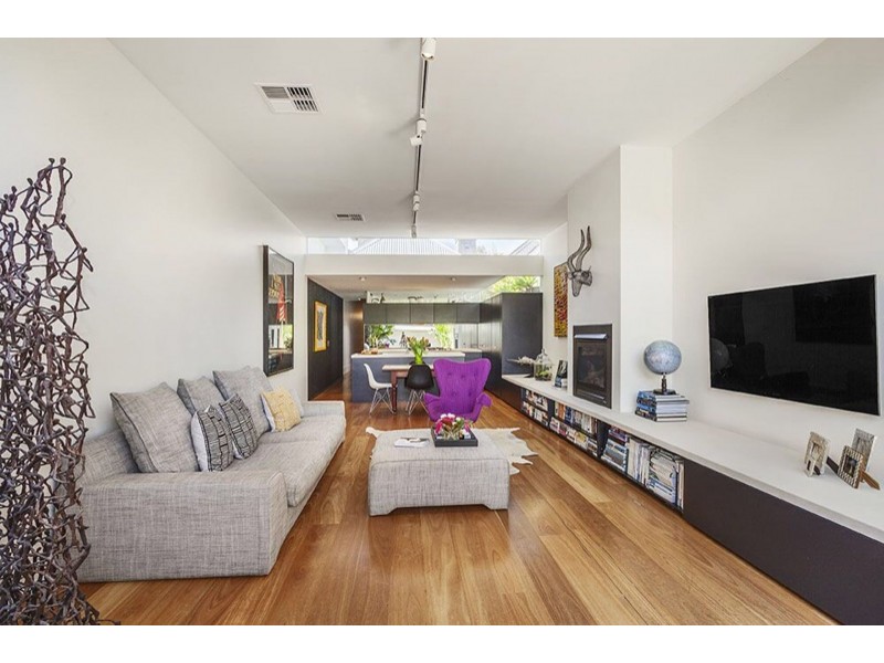 170 Canterbury Rd, Middle Park VIC 3206