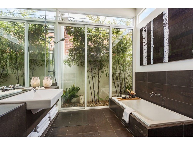 170 Canterbury Rd, Middle Park VIC 3206