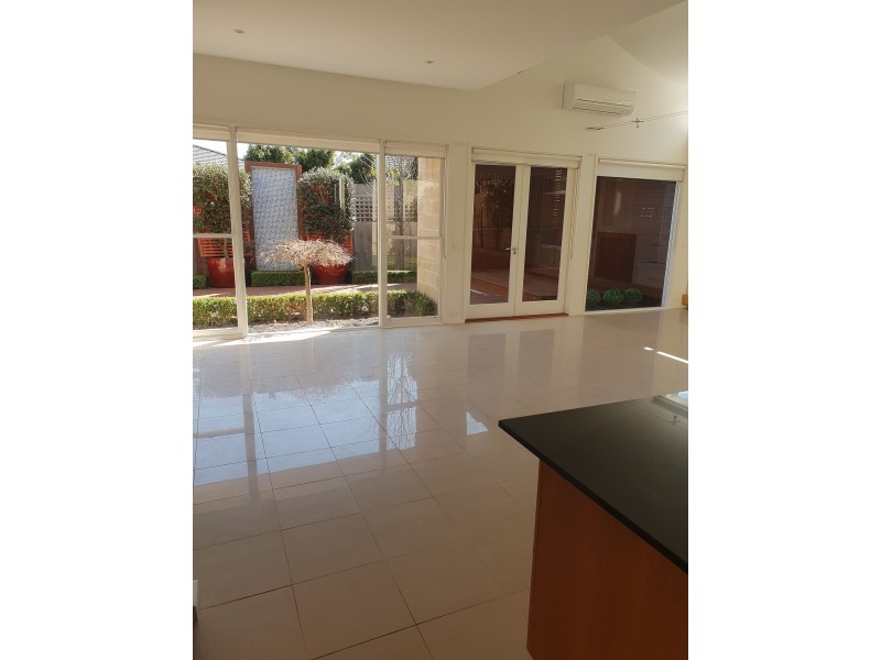 3/17 Munro St, Kew East VIC 3102