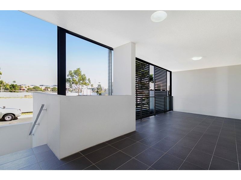 2/46 Addison Ave, Bulimba QLD 4171