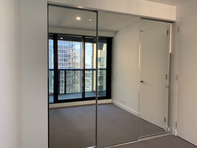 1705/160 Victoria St, Carlton VIC 3053