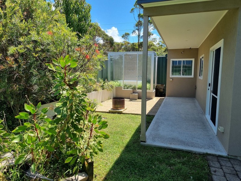 8A Plateau Rd, Stanwell Tops NSW 2508