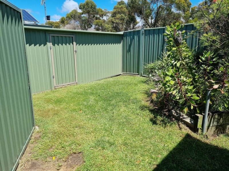 8A Plateau Rd, Stanwell Tops NSW 2508