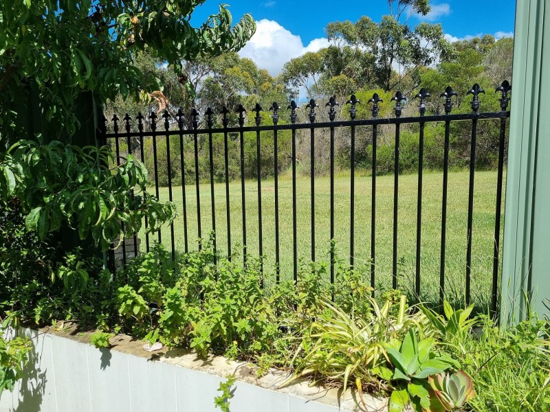 8A Plateau Rd, Stanwell Tops NSW 2508