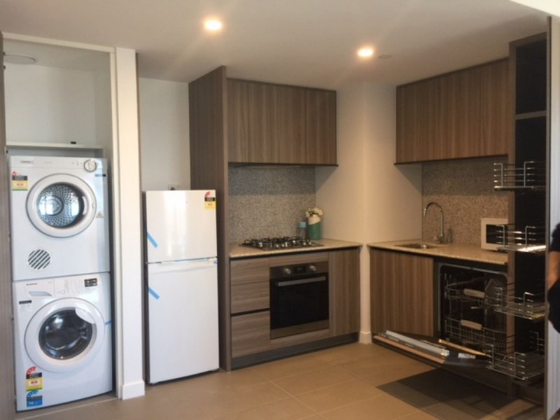 Carlton VIC 3053