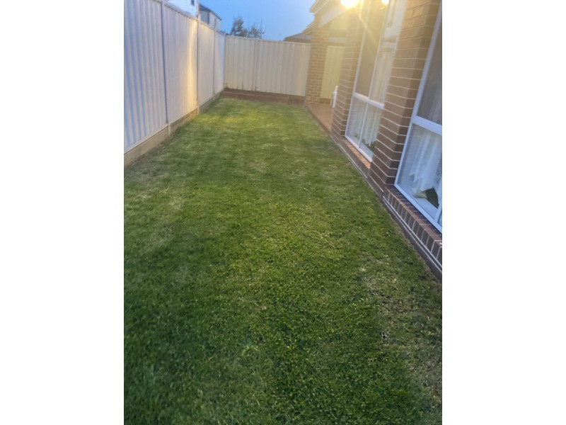 24 Gossamer Way, Narre Warren South VIC 3805