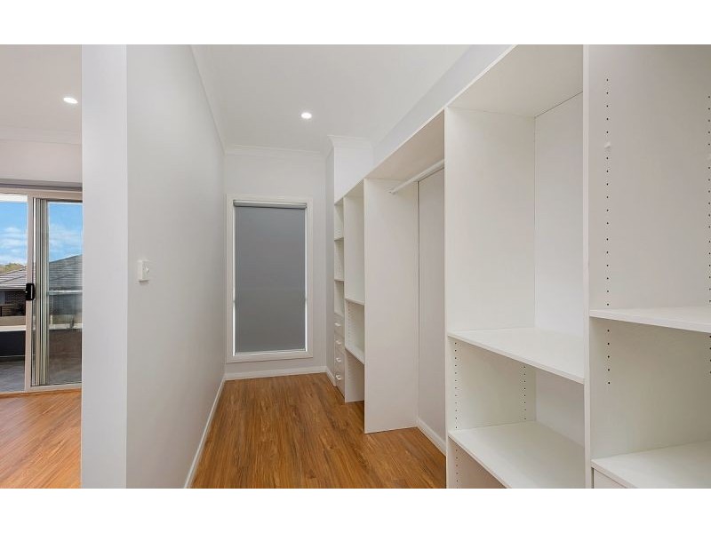 8 Perrett St, Schofields NSW 2762