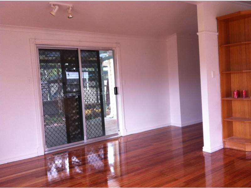 31 Emu Rd, Maidstone VIC 3012
