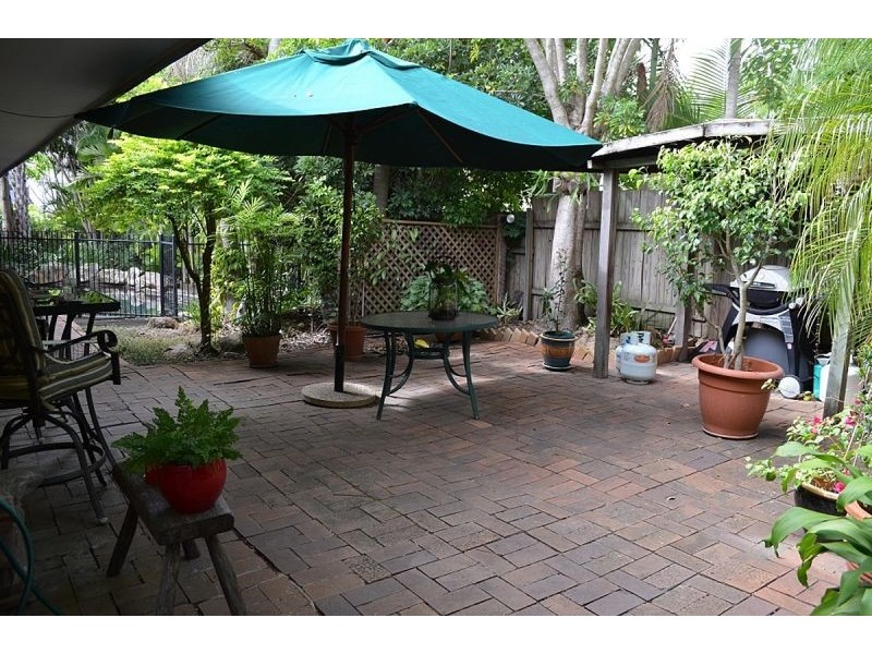 54 Moordale St, Chapel Hill QLD 4069
