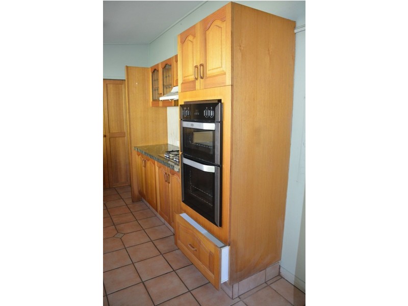 54 Moordale St, Chapel Hill QLD 4069