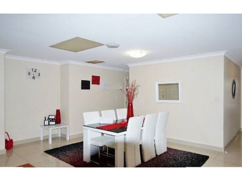 7 Illawarra Crescent, Ballajura WA 6066