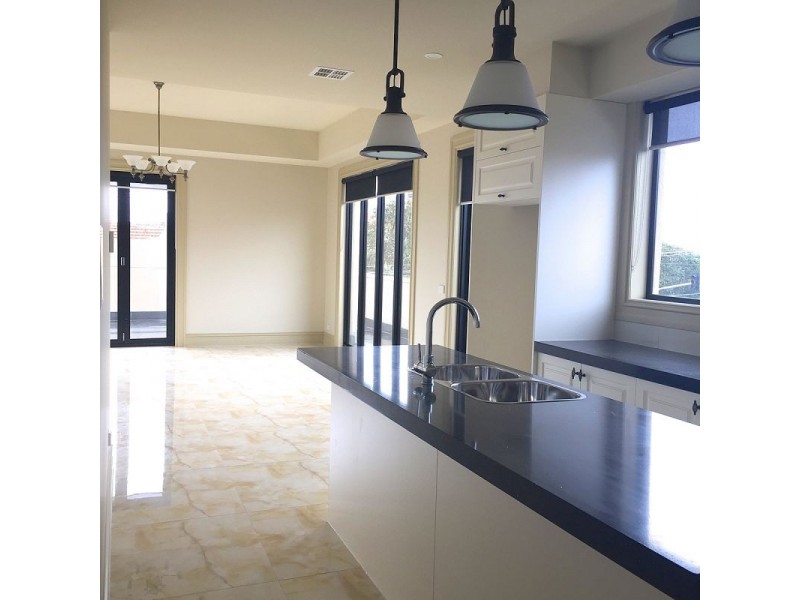 5/293 Buckley St, Aberfeldie VIC 3040