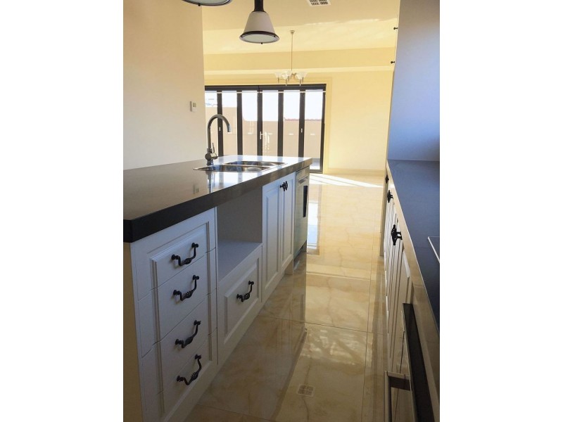 5/293 Buckley St, Aberfeldie VIC 3040