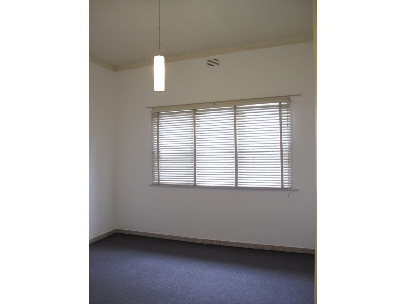 82 Rowe St, Fitzroy North VIC 3068