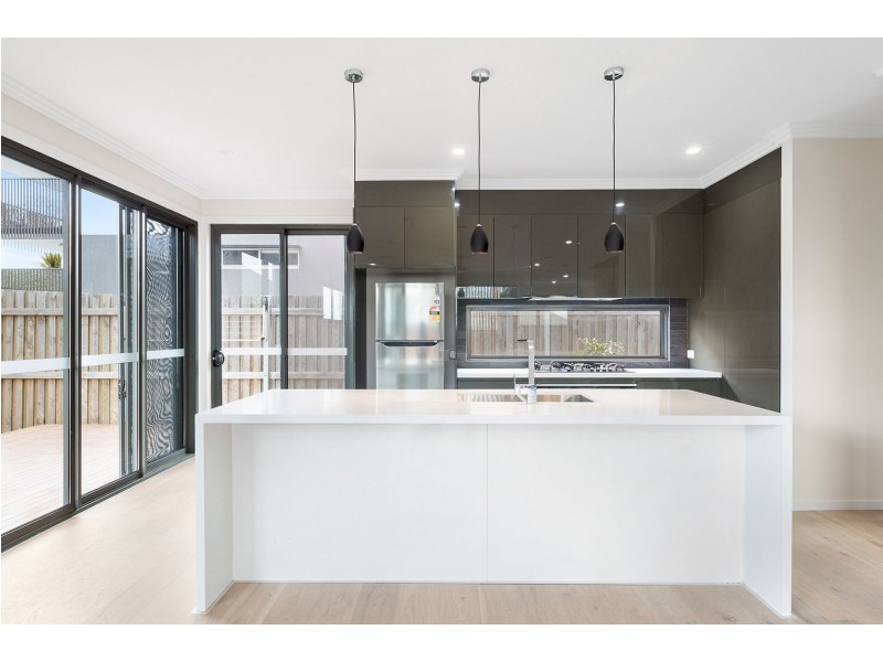2/89 Herston Rd, Kelvin Grove QLD 4059