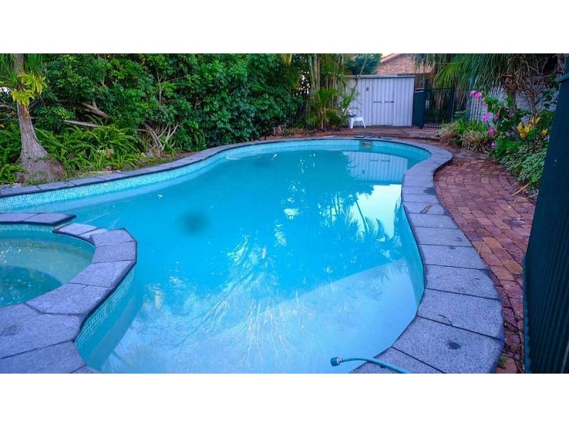 7 Gambrinus Ct, Rochedale South QLD 4123