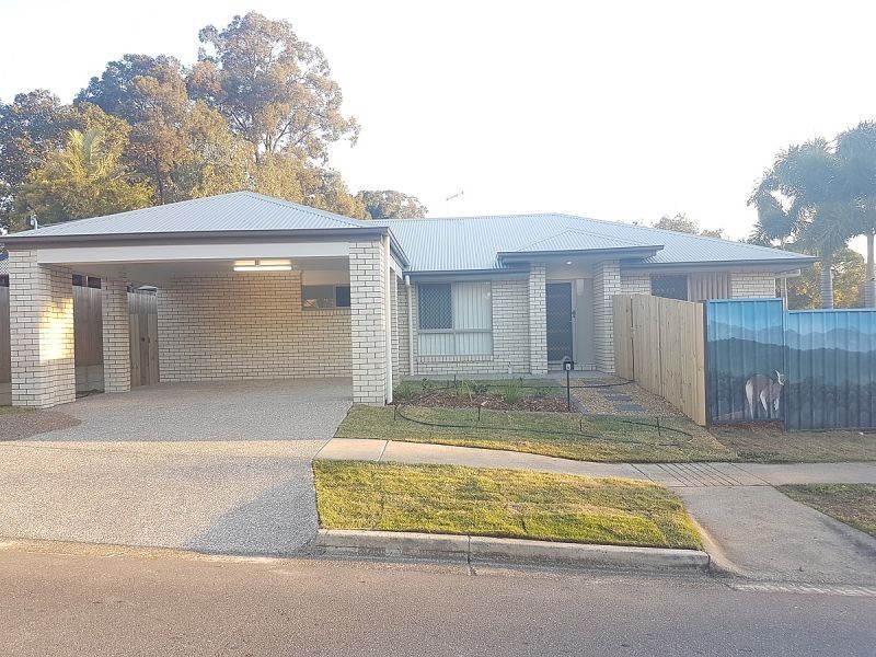 2 Oakdale St, Browns Plains QLD 4118