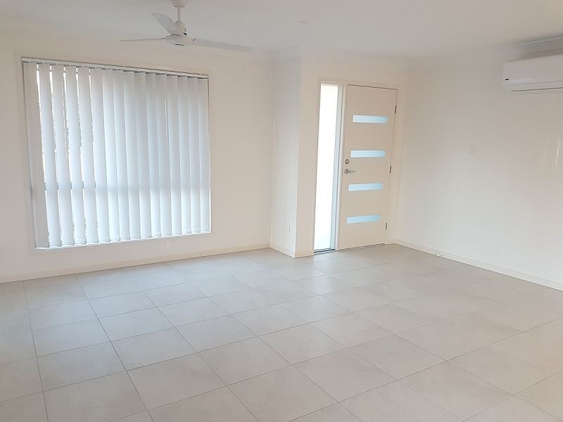 2 Oakdale St, Browns Plains QLD 4118