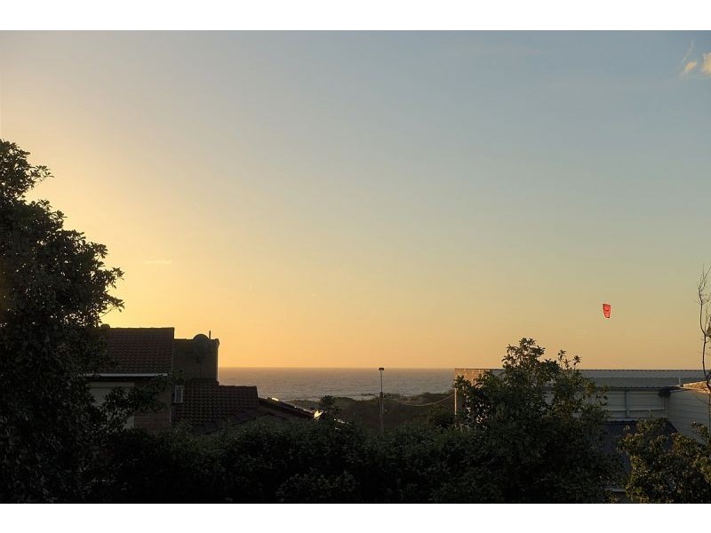 23 Page Dr, Mullaloo WA 6027