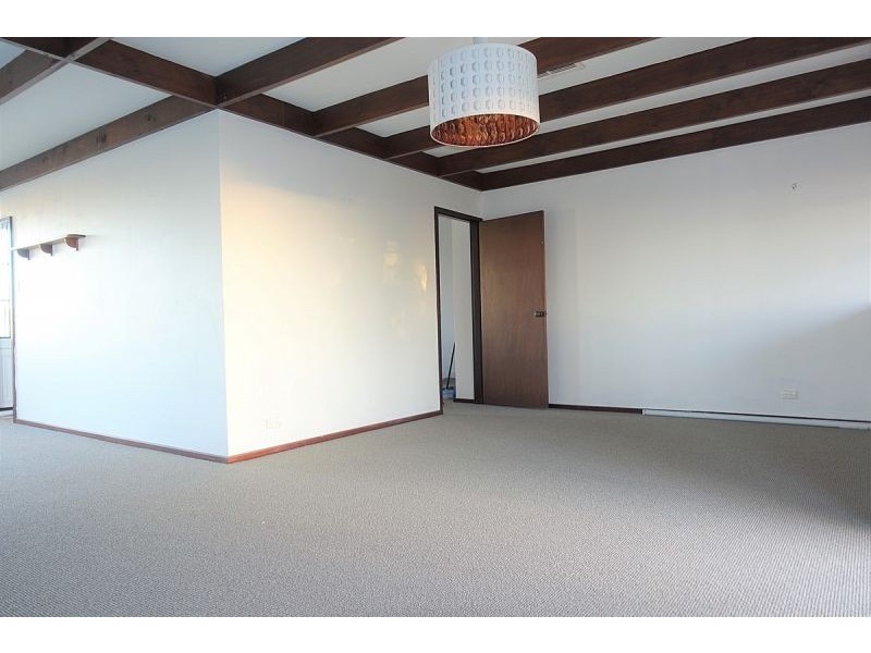 23 Page Dr, Mullaloo WA 6027