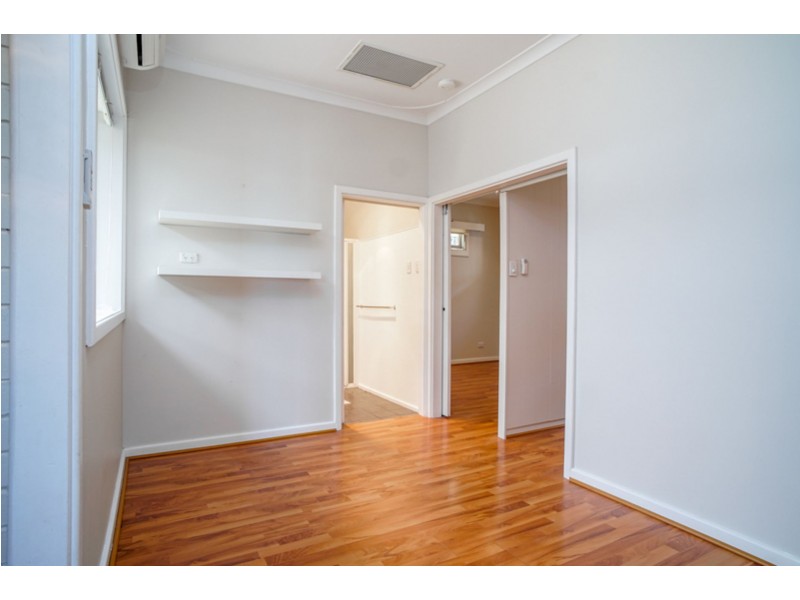 5 Charles St, Karrinyup WA 6018