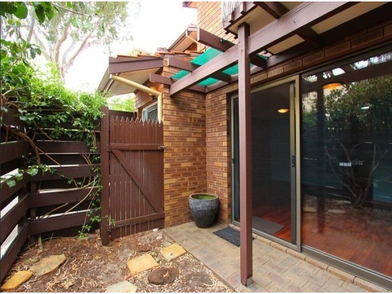 4/16-18 Queens Cres, Mount Lawley WA 6050