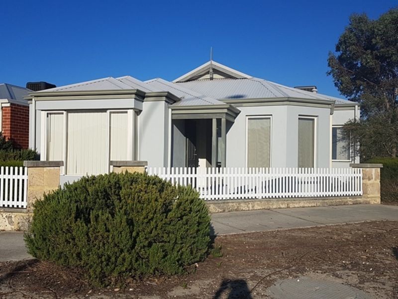 9 Westbrook Pde, Ellenbrook WA 6069