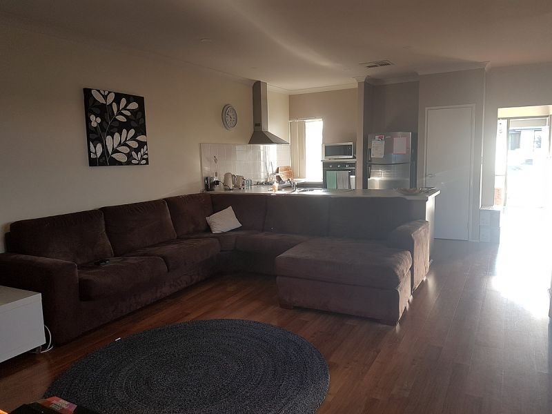 9 Westbrook Pde, Ellenbrook WA 6069