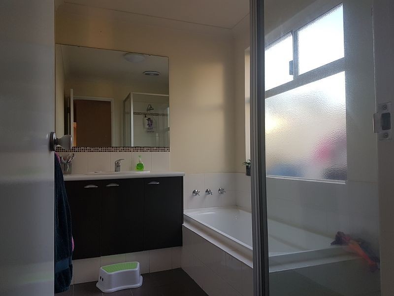 9 Westbrook Pde, Ellenbrook WA 6069