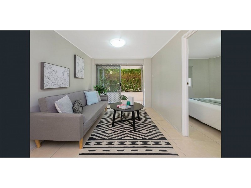 190 Bapaume Rd, Holland Park West QLD 4121