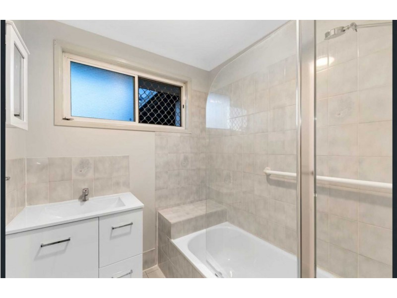 14 Pidgeon Dr, Deception Bay QLD 4508