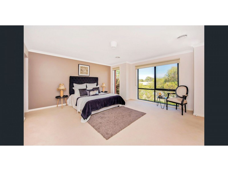 12 Mallard Mews, South Morang VIC 3752