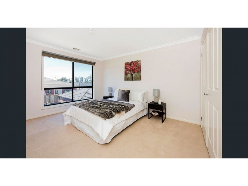 12 Mallard Mews, South Morang VIC 3752