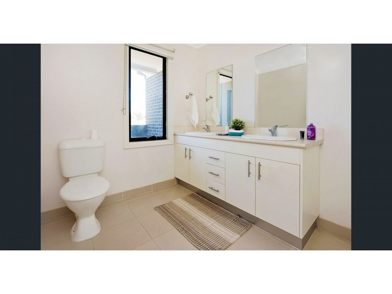 12 Mallard Mews, South Morang VIC 3752