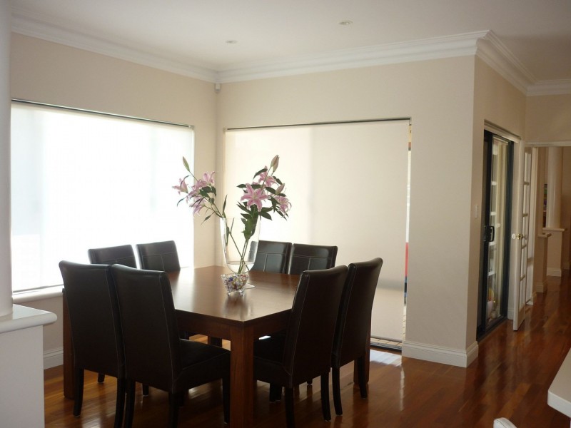 5A Isaac St, Melville WA 6156