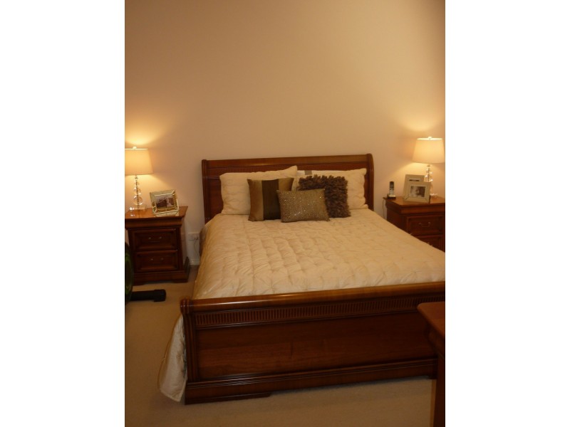 5A Isaac St, Melville WA 6156